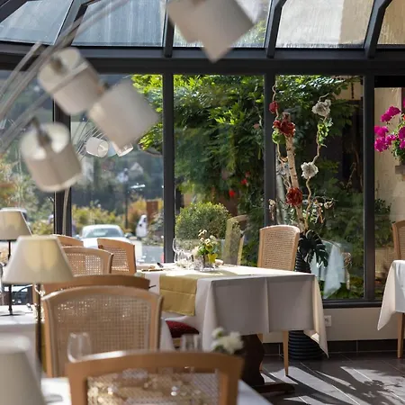 Parc Hotel 3*