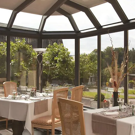 Parc Hotel 3*